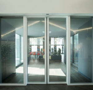 profilé pour porte en acier 1