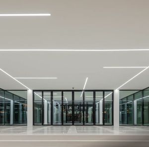 profilé pour porte en aluminium 1