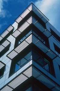 brise-soleil en aluminium
