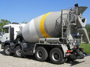 camion malaxeur pour le béton