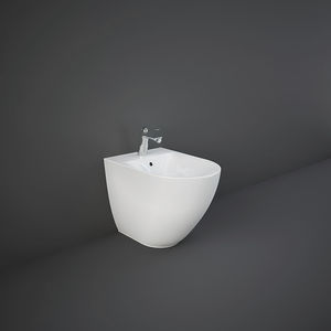 bidet en céramique