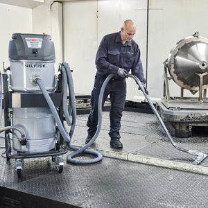 aspirateur industriel