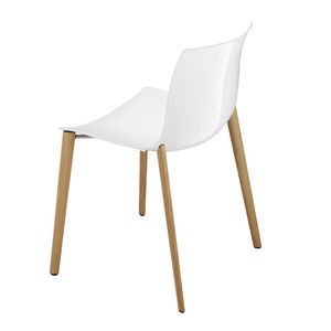 chaise contemporaine