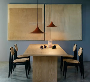 table contemporaine