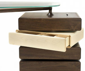 bureau en noyer américain