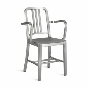 chaise contemporaine