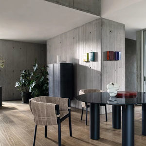 chaise contemporaine 1