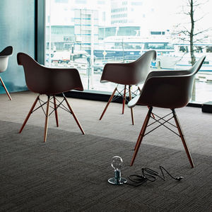 moquette en dalles 1