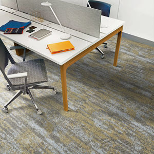 moquette en dalles 1