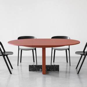 table contemporaine