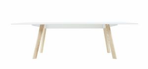 table à manger contemporaine / en stratifié / rectangulaire