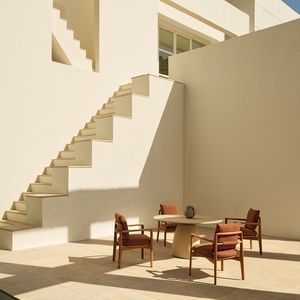 chaise contemporaine