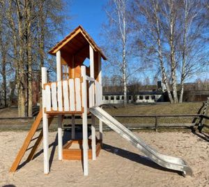 tour de jeux pour aire de jeux