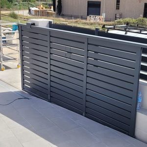 portillon en aluminium