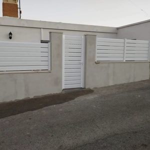 portillon en aluminium