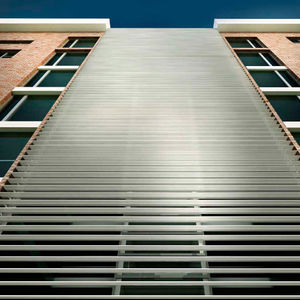 brise-soleil en aluminium