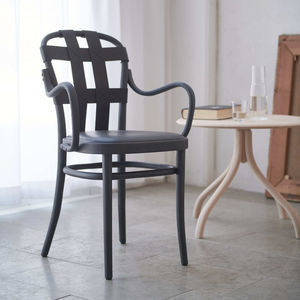 chaise classique 1