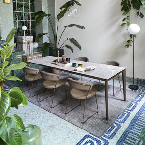 table contemporaine 1