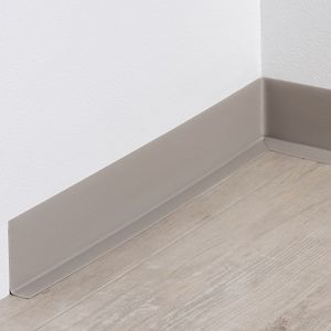plinthe blanche