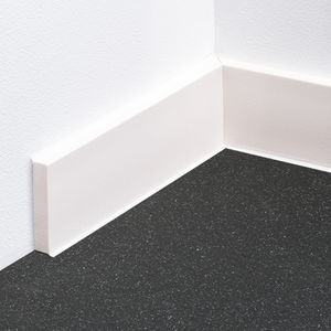 plinthe blanche