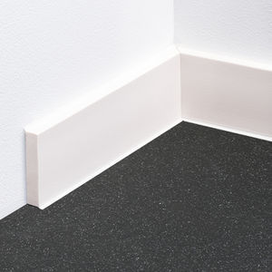 plinthe blanche
