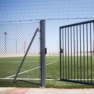 terrain de football pour espace public