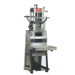 machine à pâtes professionnelle