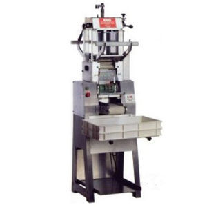 machine à pâtes professionnelle