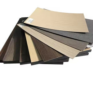 stratifié décoratif à effet bois