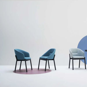 chaise contemporaine