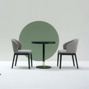chaise contemporaine