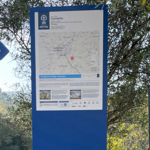 totem signalétique 1