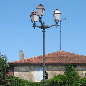 console pour lampadaire urbain en fonte