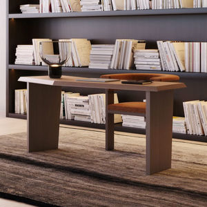 bureau sur pied