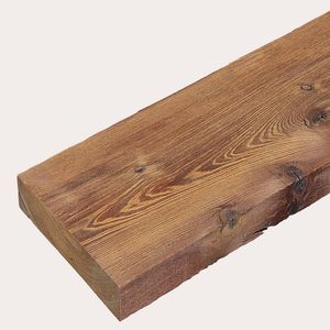 planche de bois en mélèze