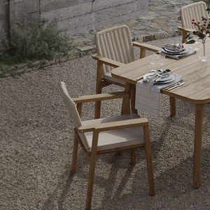 chaise contemporaine