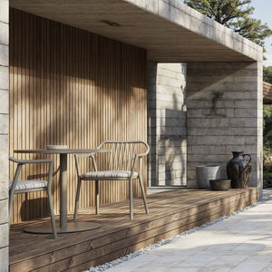 chaise de restaurant contemporaine