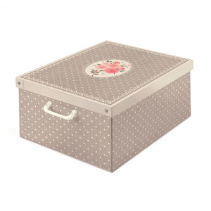 boîte de rangement en carton