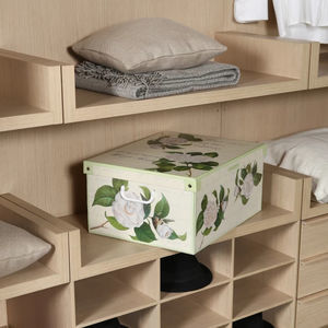 boîte de rangement en carton