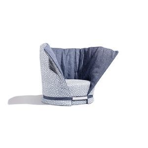 lit pour chien en cuir