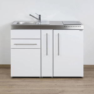 kitchenette petite