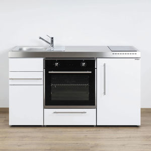 kitchenette petite