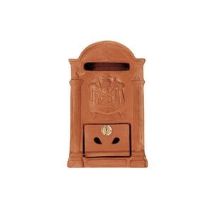 boîte aux lettres murale