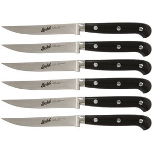 couteau à steak avec manche en résine