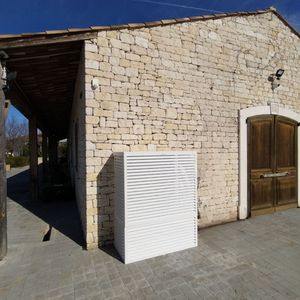 cache climatiseur en aluminium