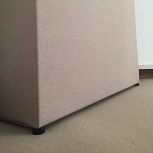 élément de fixation pour panneau acoustique