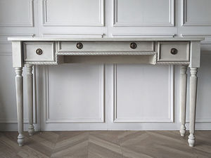 bureau sur pied