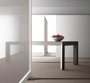 table contemporaine