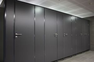 cloison pour sanitaire en aluminium