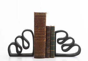serre-livre en plastique